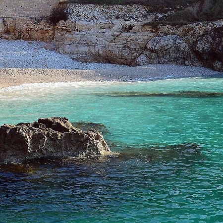Apartman Yacht Μεντουλίν Εξωτερικό φωτογραφία