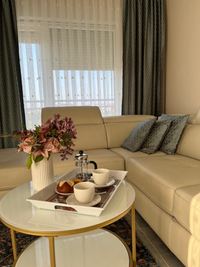 Apartman Yacht Μεντουλίν Εξωτερικό φωτογραφία