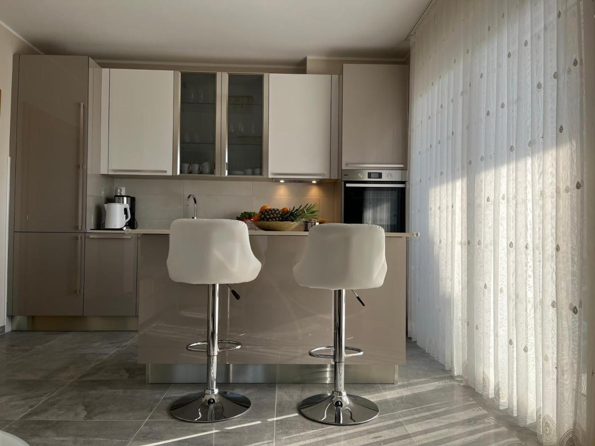 Apartman Yacht Μεντουλίν Εξωτερικό φωτογραφία