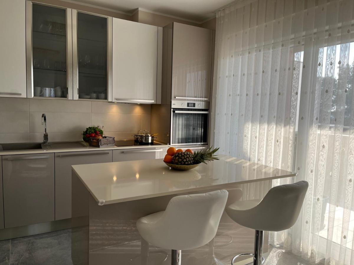 Apartman Yacht Μεντουλίν Εξωτερικό φωτογραφία