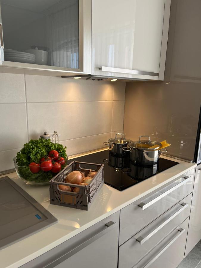 Apartman Yacht Μεντουλίν Εξωτερικό φωτογραφία