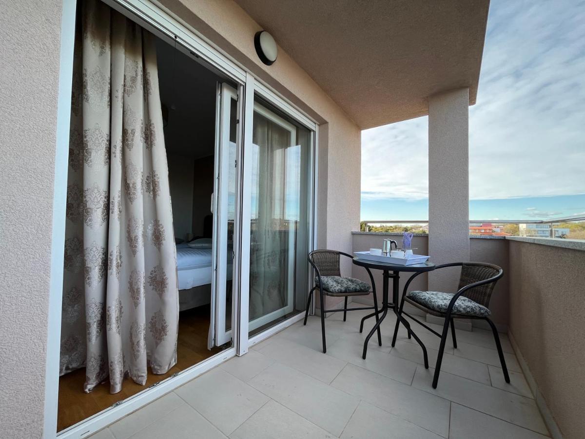 Apartman Yacht Μεντουλίν Εξωτερικό φωτογραφία