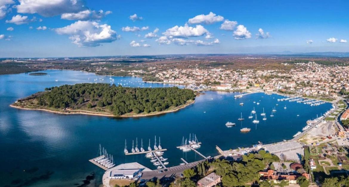 Apartman Yacht Μεντουλίν Εξωτερικό φωτογραφία
