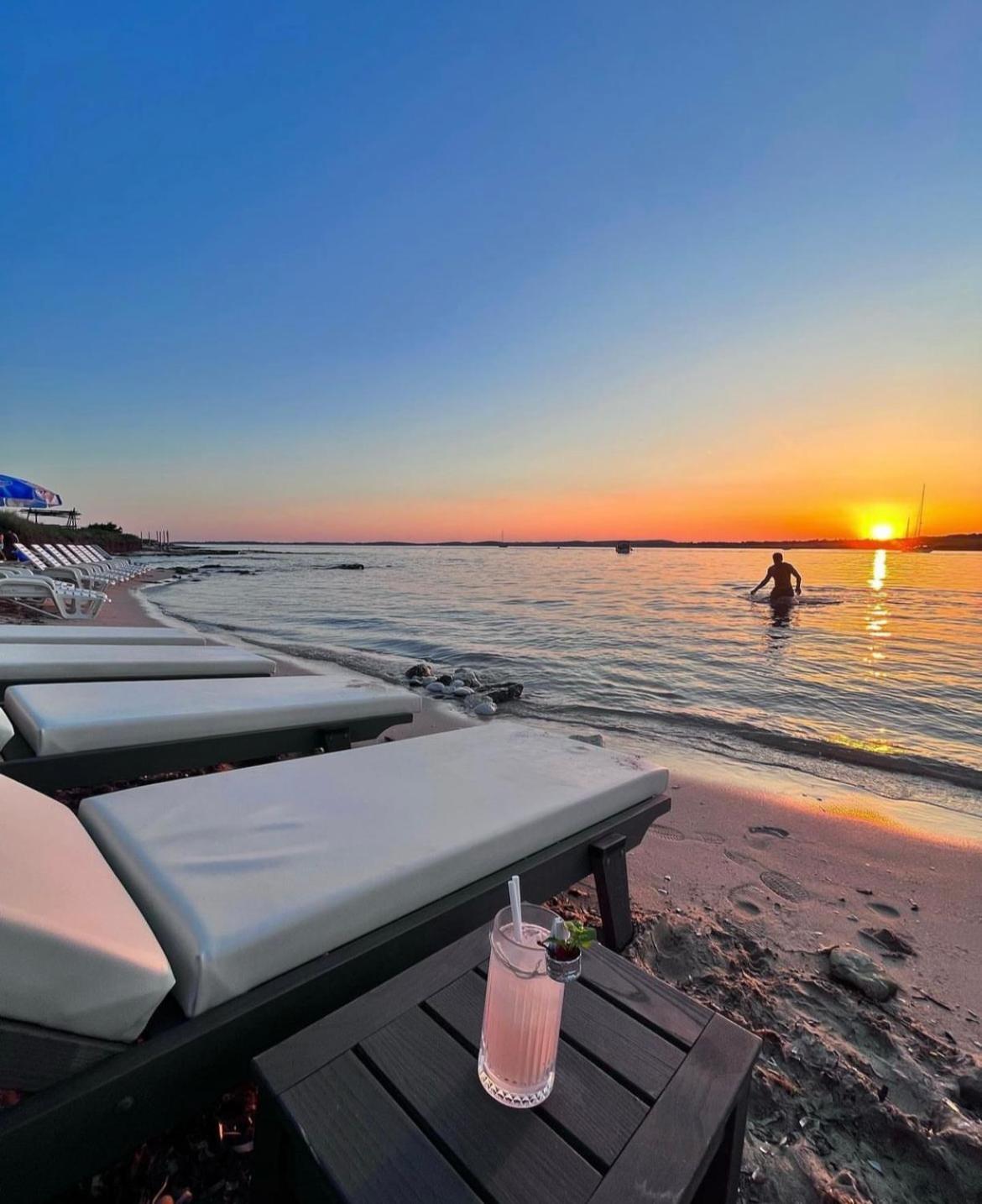 Apartman Yacht Μεντουλίν Εξωτερικό φωτογραφία